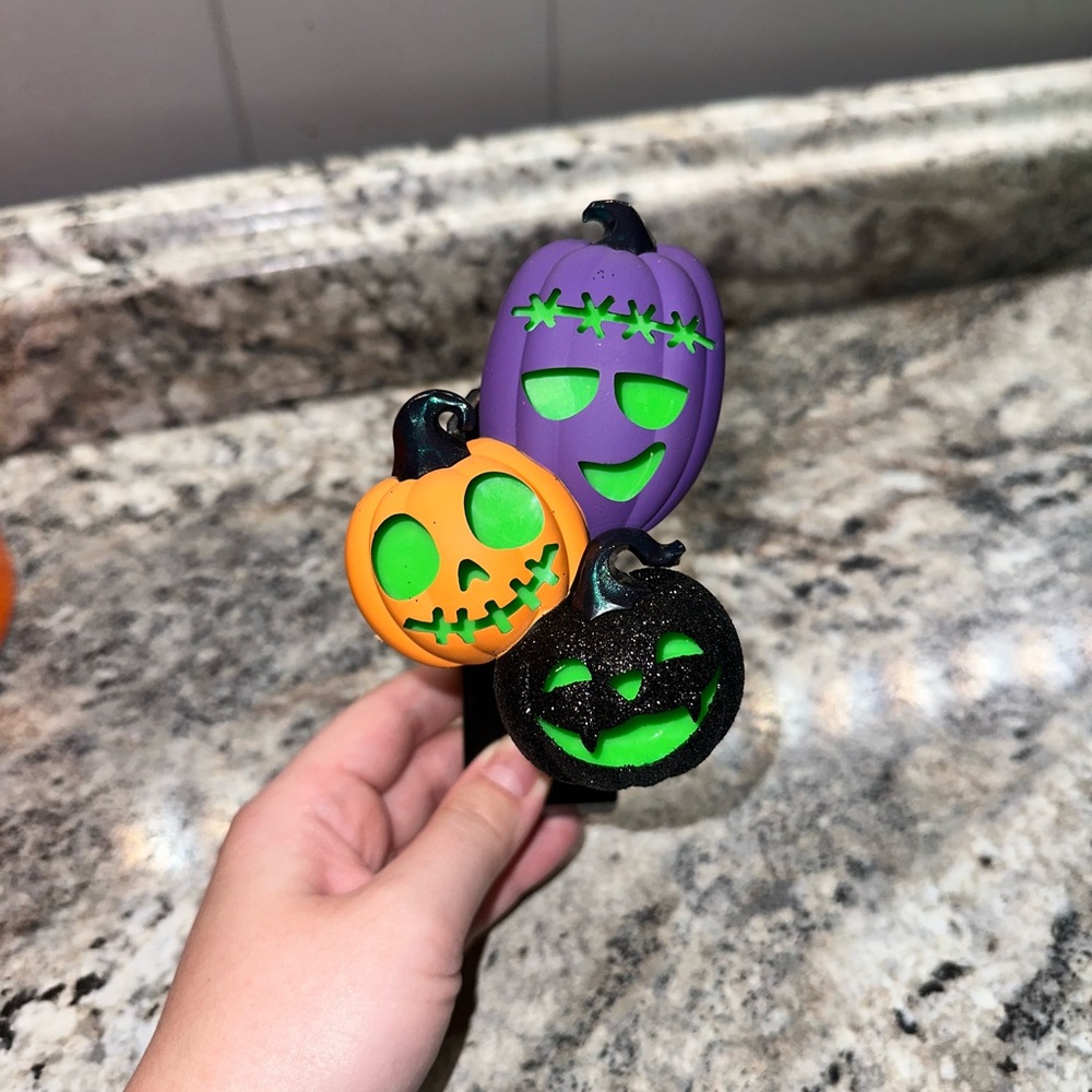 Bath and body works scent plug